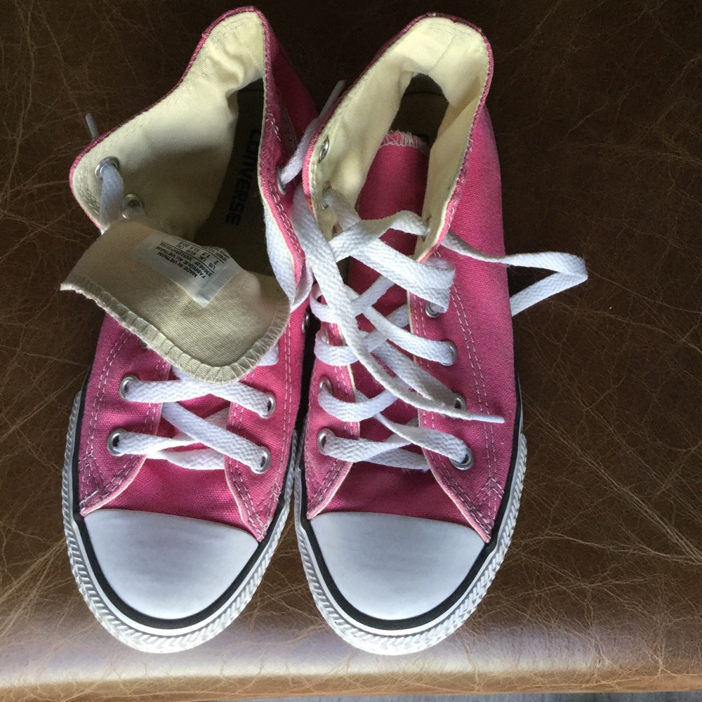 Girls Chucks